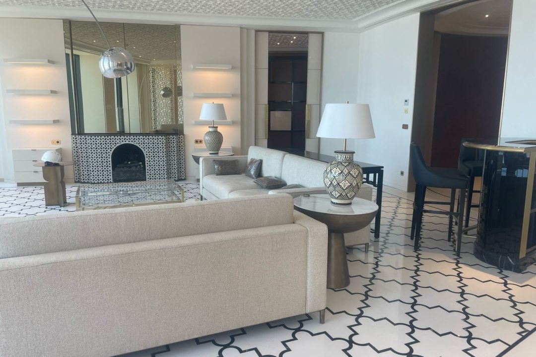 Tour Mohamed 6_Revétement_Bureaux KMACONSTRUCTION (12)